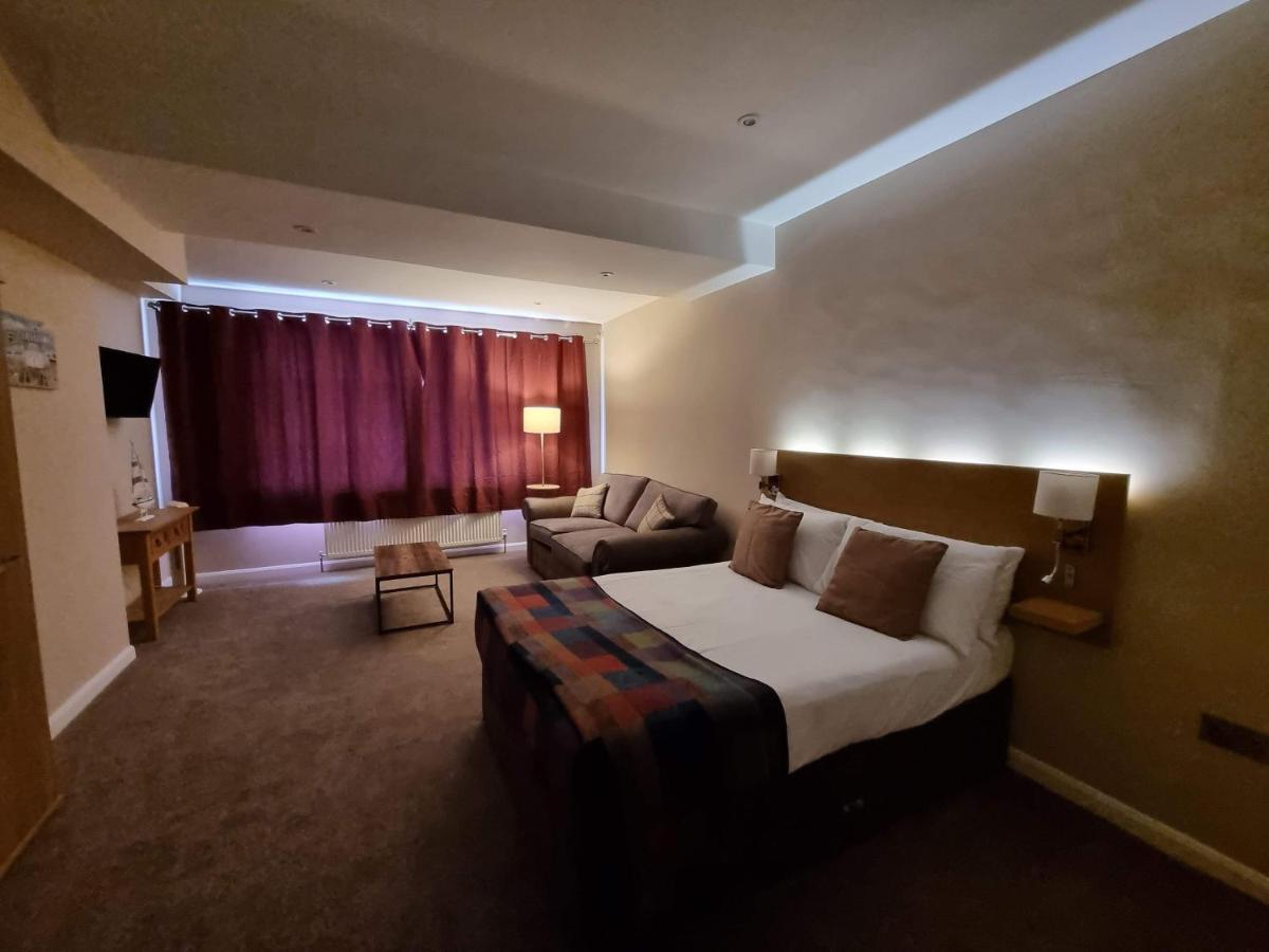 The Ramleh Hotel Скарбъро Екстериор снимка
